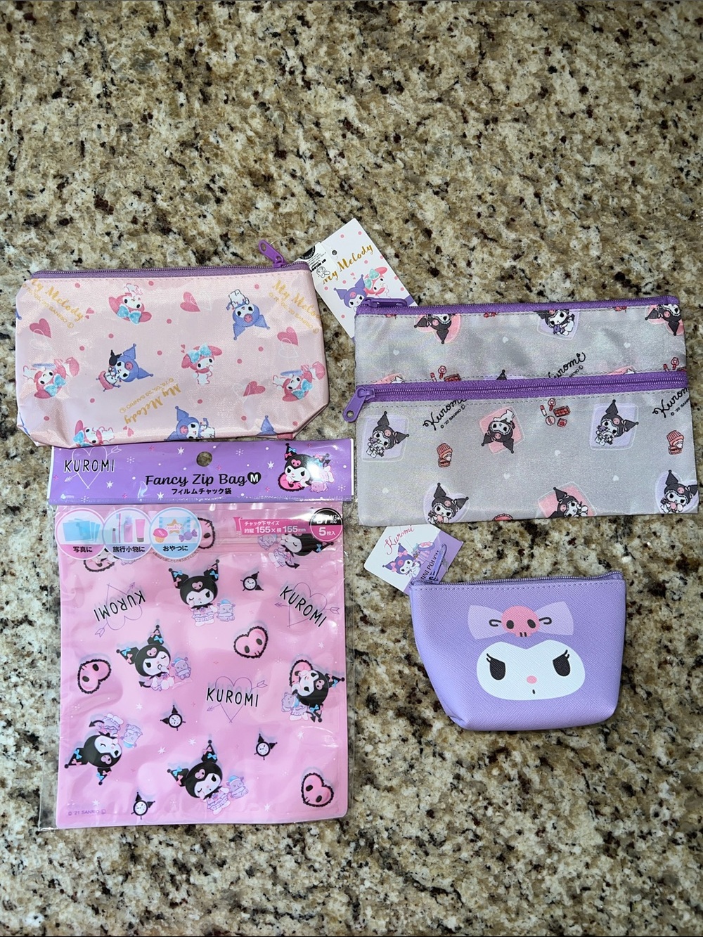Daiso sanrio Purple and Pink Zip Pouch Set